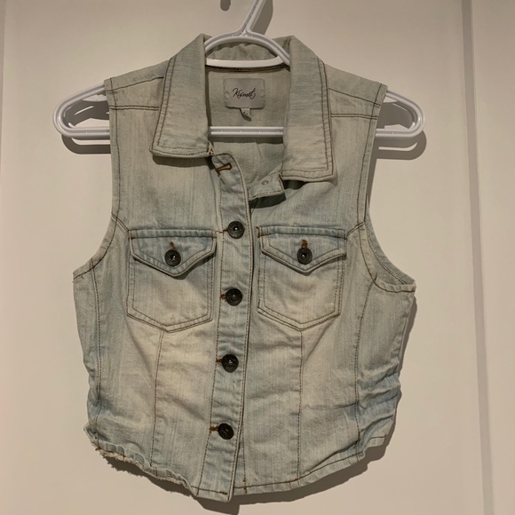 WESTERN JEAN VEST! 🤠 - Picture 2 of 2